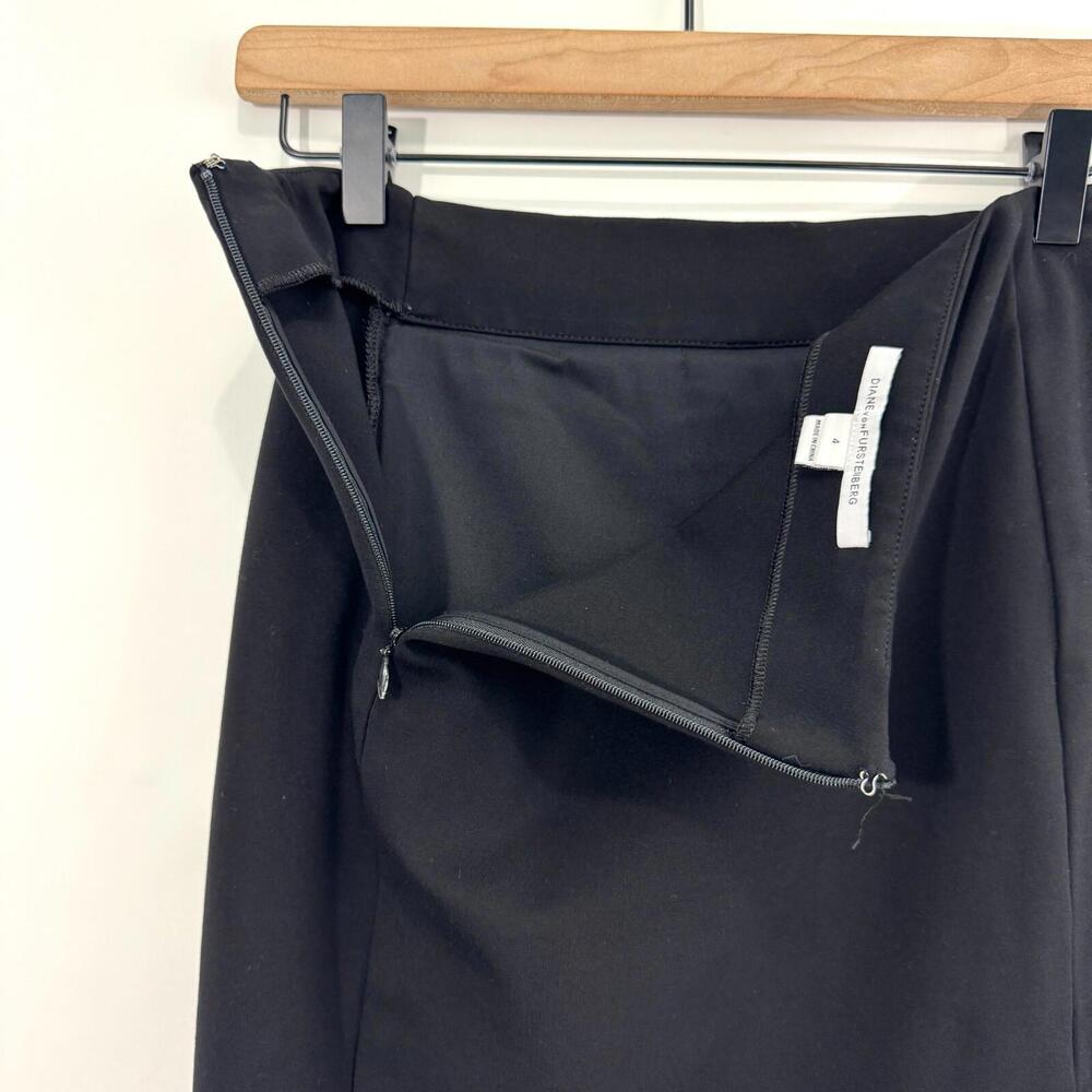 Diane Von Furstenberg Women’s Size 4 Solid Black Ponte Zipper Front Pencil Skirt - Picture 6 of 7